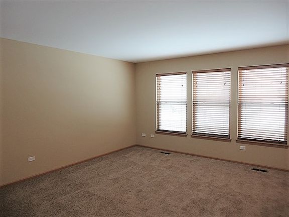 4th image of 3226 Kenilworth