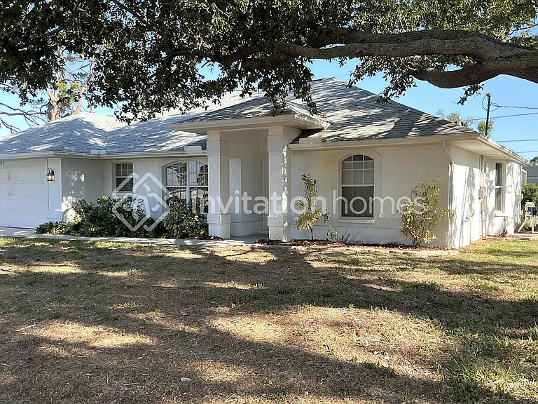 423 Azure Rd — Photo 1