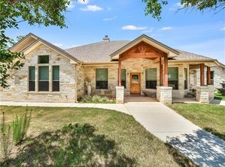 752 Beauchamp Rd, Dripping Springs, TX 78620