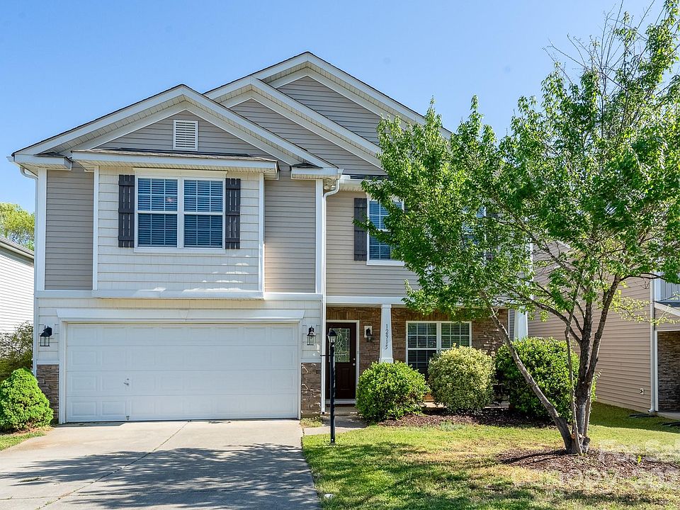 1st image of 12915 Settlers Trail Ct