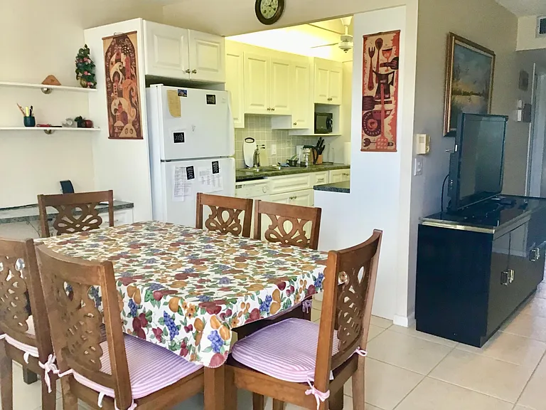 4004 Exeter Dr #A — Photo 11