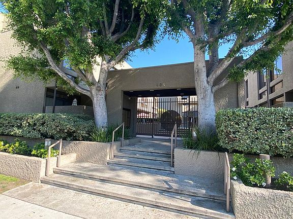 2nd image of 484 E California Blvd APT 10