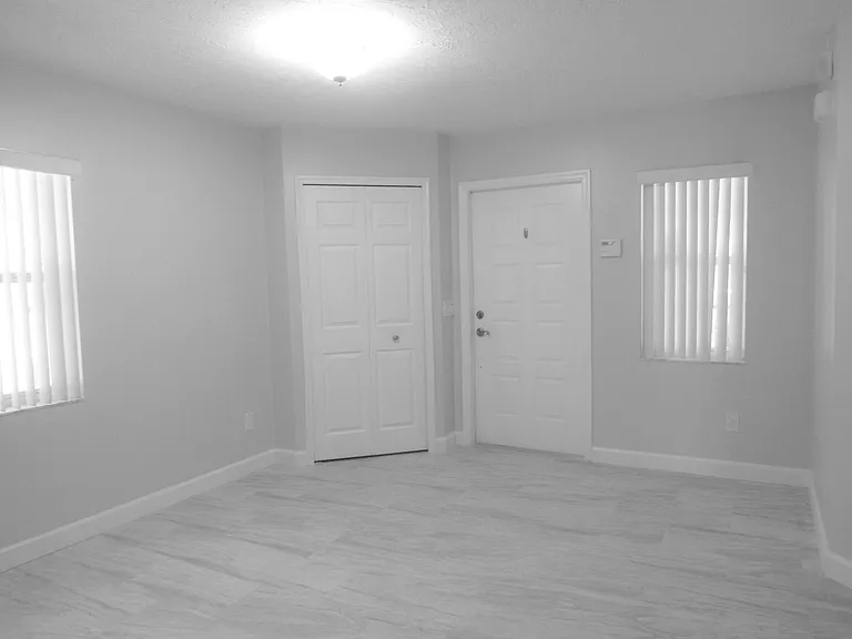 1242 SW Melrose Ave — Photo 12