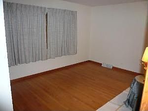 5th image of 289 W Elmwood Dr