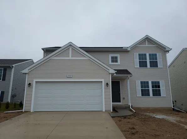 2727 Blooming Bud Ln, Kentwood, MI 49508
