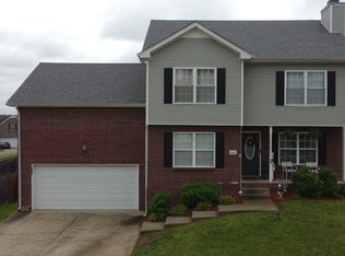 3167 Cross Ridge Dr, Clarksville, TN 37040