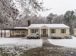 3256 Countryside West Dr, Gum Spring, VA 23065