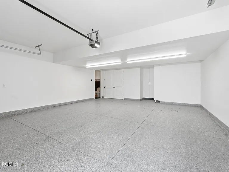 1285 E Lasso Trl — Photo 77