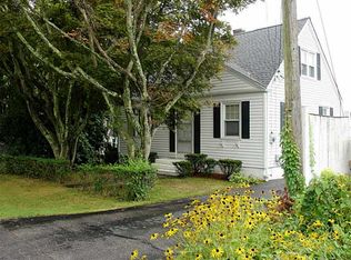 13 Harbour St, Jamestown, RI 02835