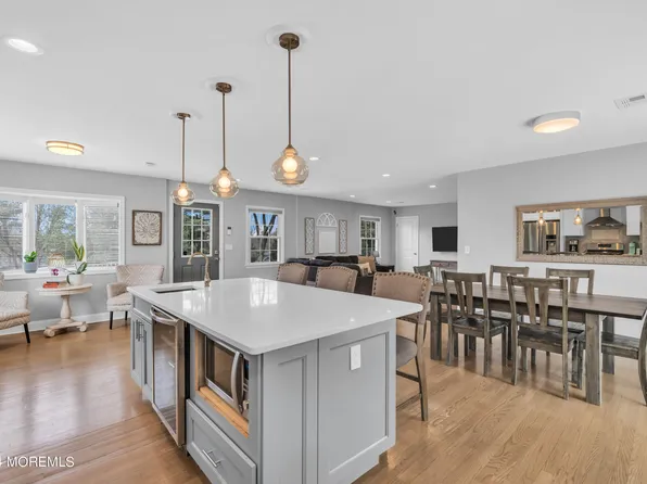 7 High Street, Morganville, NJ 07751