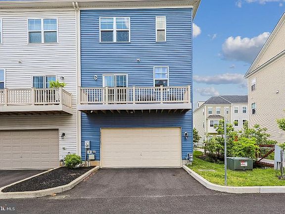 2nd image of 14312 Potomac Heights Ln