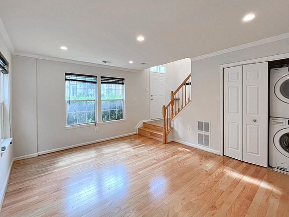 4th image of 4101 Fountainside Ln