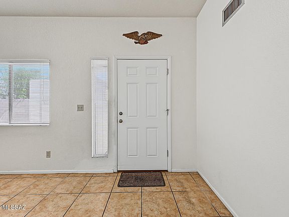 4th image of 8961 E Linden St