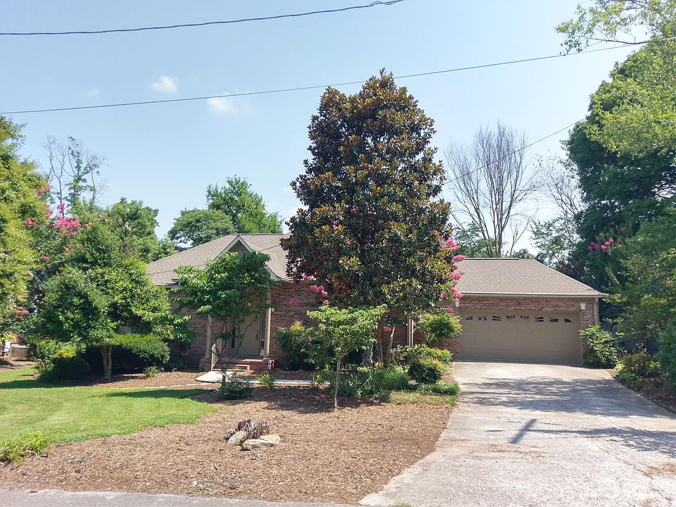 1st image of 6902 Pennell Ln