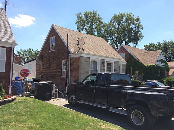 2nd image of 6415 S Lawler Ave