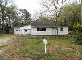 10 Roberts Ln, Berlin, NJ 08009