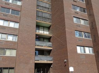 11 W Green St APT 201, Bensenville, IL 60106