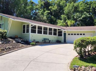 1765 Hilltop Dr, Mount Dora, FL 32757
