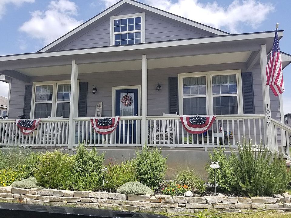 1st image of 1077 Paradise Dr