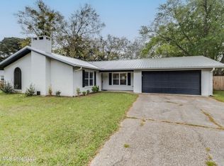 3244 Nottingham Rd, Ocean Springs, MS 39564