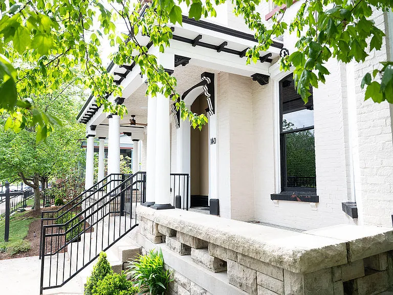 275 S Limestone St #140 — Photo 13