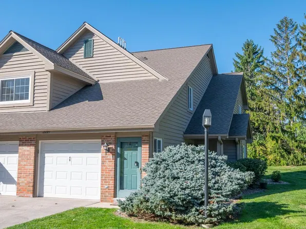 18695 Brookfield Lake COURT #40, Brookfield, WI 53045