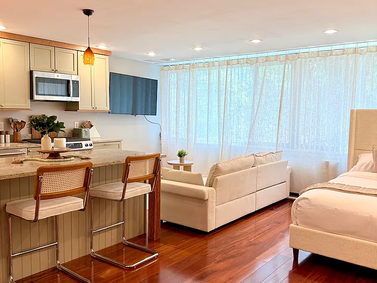 1210 N Taft St #100 — Photo 1