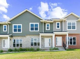 314 Sycamore Dr, West Branch, IA 52358