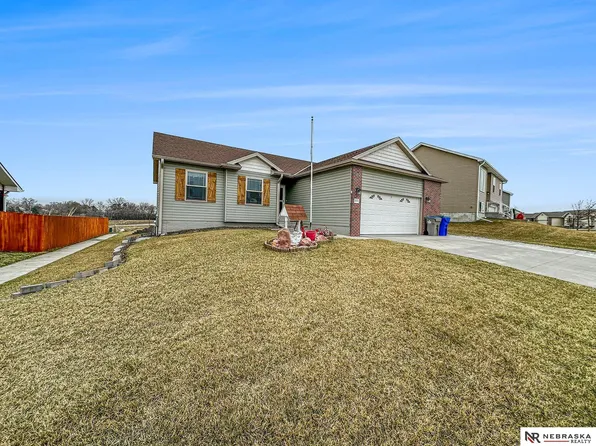 4415 W Milton Rd, Lincoln, NE 68528