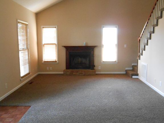 2nd image of 3300 N Henderson Way