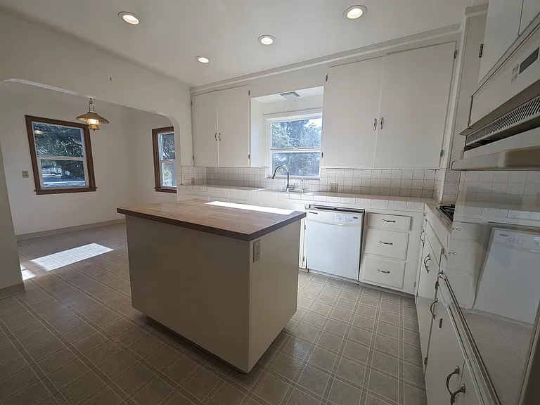 4153 Bolsa Rd #A — Photo 7