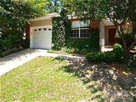 3rd image of 2648 Fairmount Ln