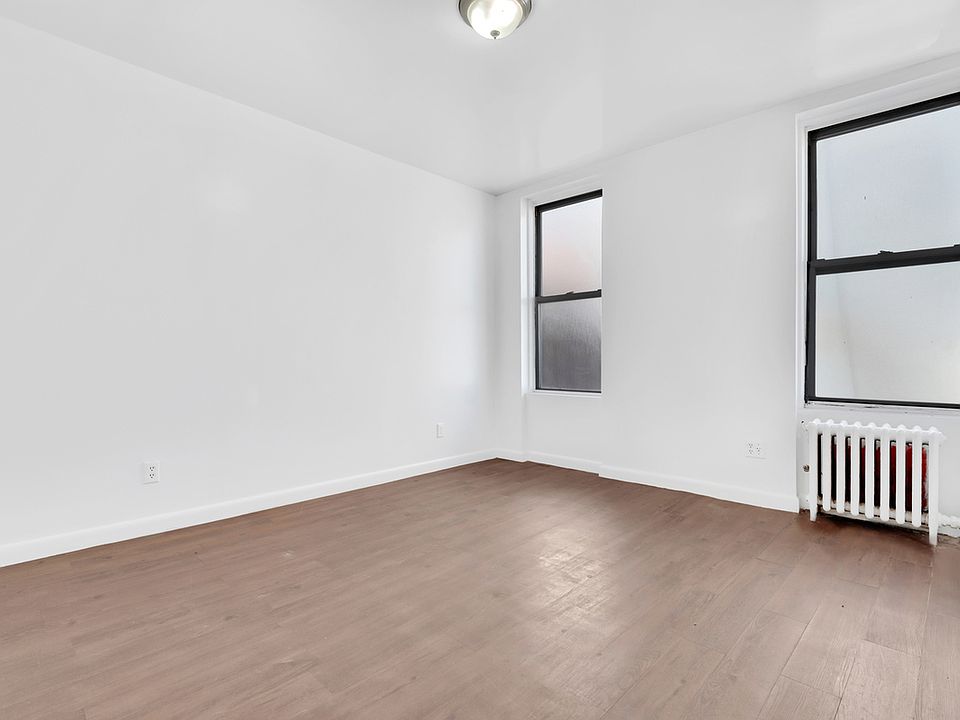 1st image of 725 11th Ave APT 4R