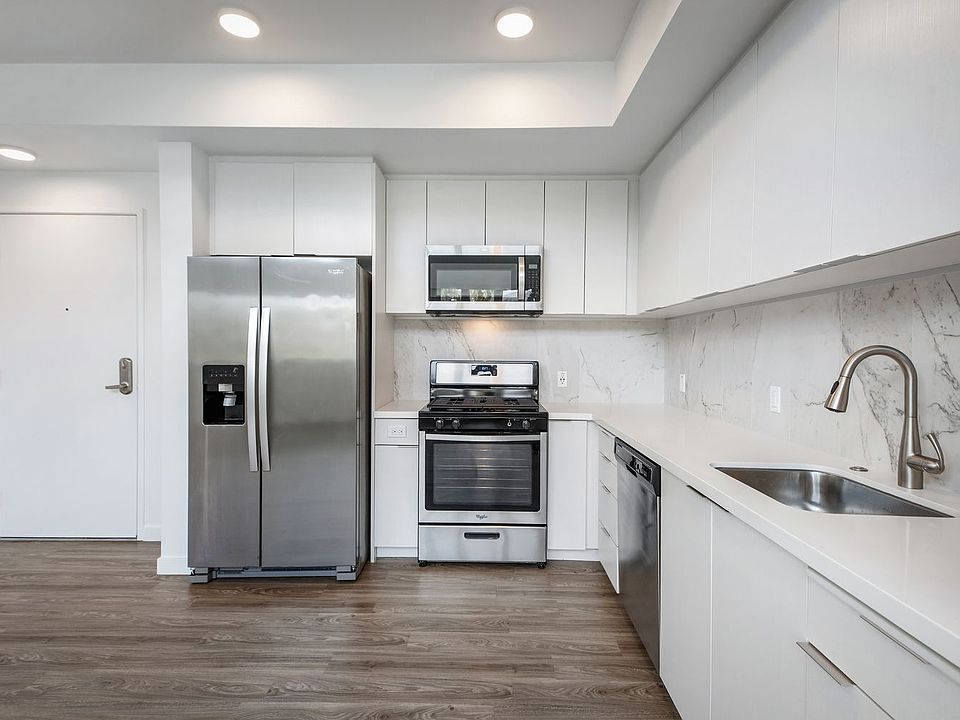 Fusion Hollywood - Kitchen