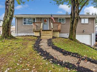 30 Martha Ave, Jeannette, PA 15644