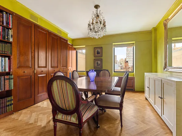 530 East 76th Street image 8 of 19