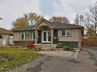 3 Burke St #BASEMENT, Toronto, ON M2M1V1