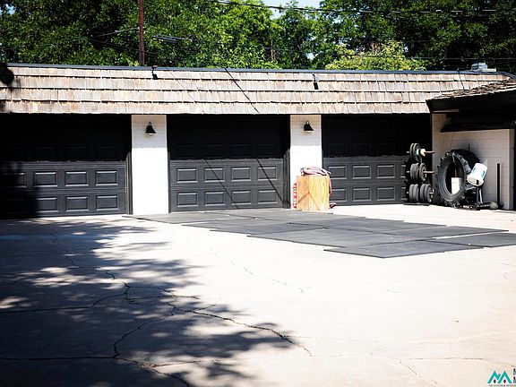 5th image of 1814 N Vega Dr
