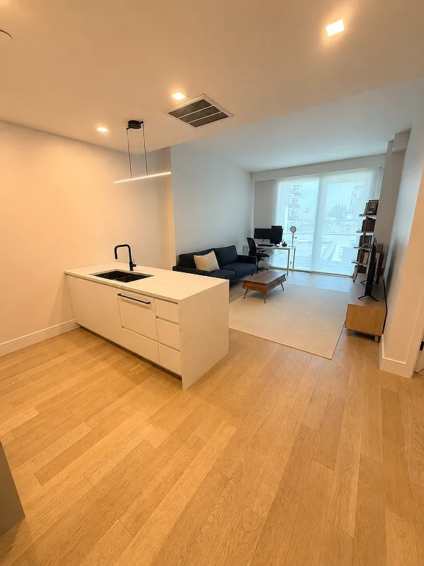 37-34 33rd Street 3J