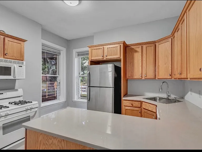 189 Wooster St #1 — Photo 3