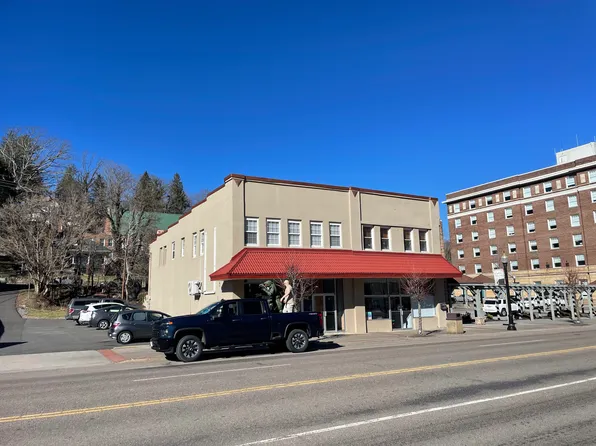 818 Park Ave NW #1, Norton, VA 24273