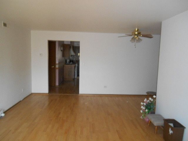 2nd image of 32 W Conti Pkwy APT 2b