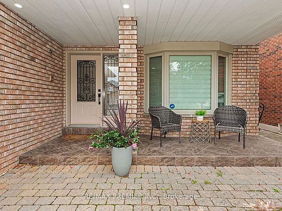 3rd image of 38 Spring Town Rd