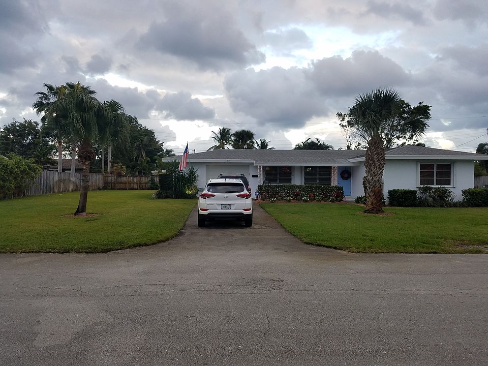 1st image of 22 SE 7th Ave
