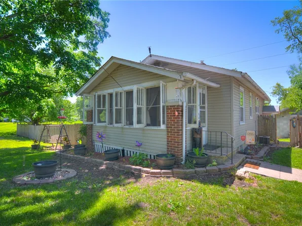 805 N 33rd St, Decatur, IL 62521