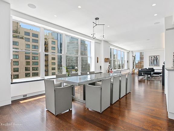 4th image of 166 Duane St #B