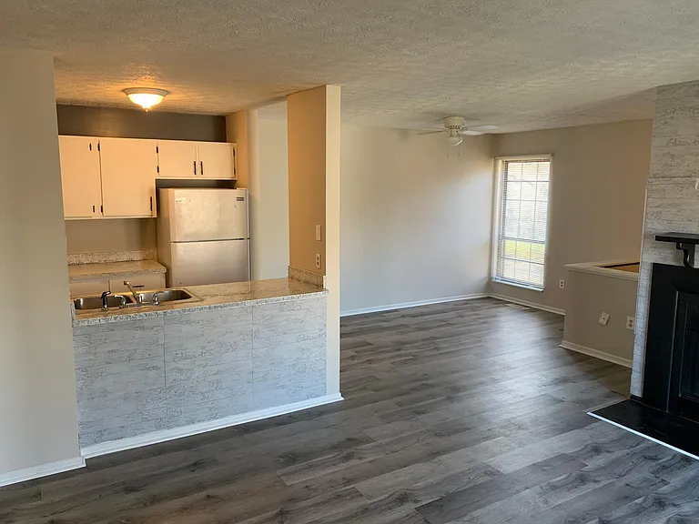 3329 Betty Ct #3329 — Photo 9