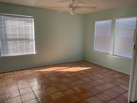 4th image of 13910 Mingo Cay Ct #101