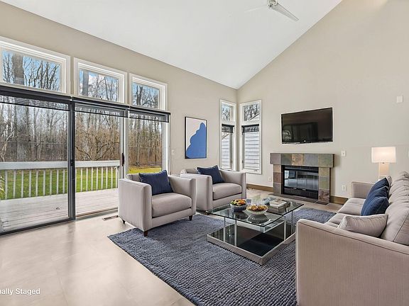 2nd image of 4959 Blendon Pond Dr