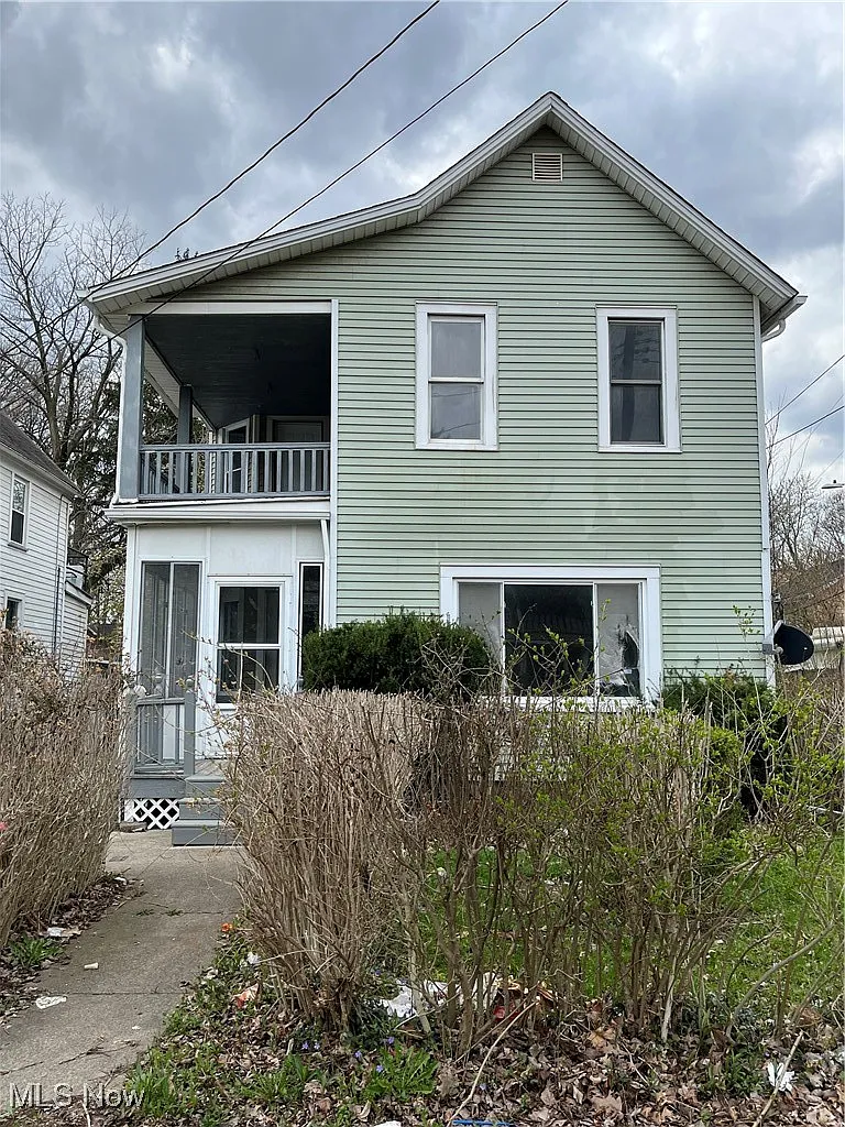 3732 W 37th St photo 1